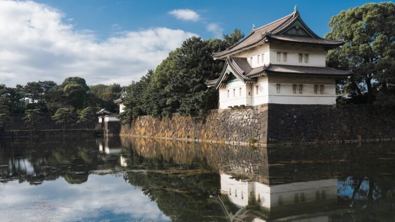 japan-tokyo-imperial-palace